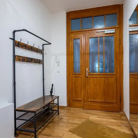 Appartement Arbio I Retro In *